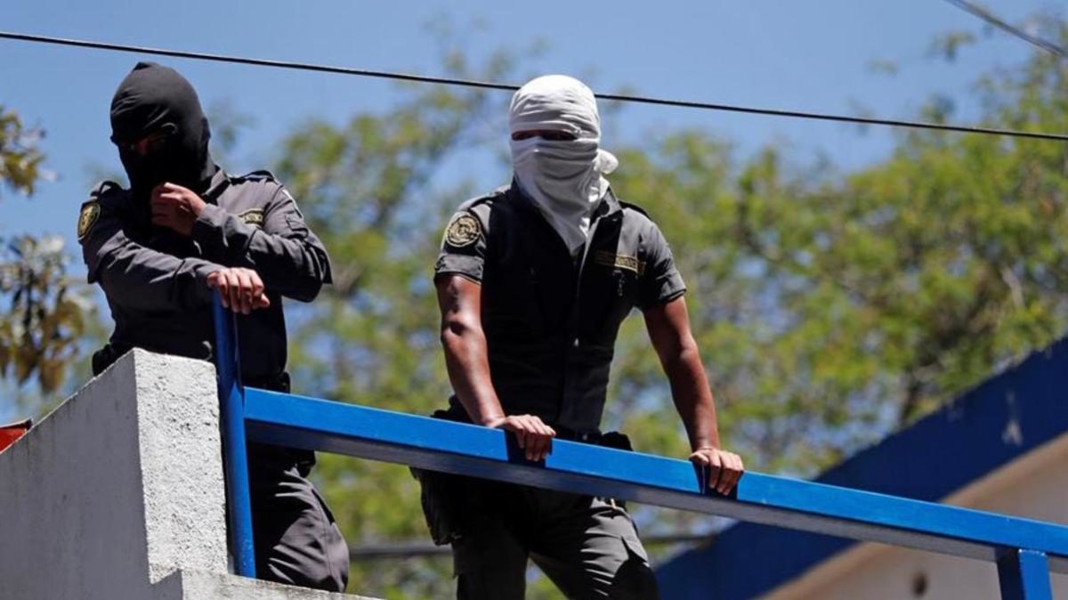 Guardias se toman cárceles de Guatemala; qué exigen