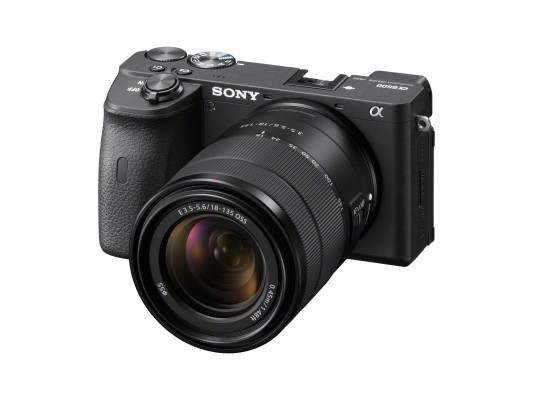 La nueva cámara insignia APS-C a6600 de Sony agrega estabilización y más de 2 veces la duración de la batería