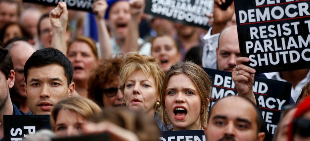 Miles protestan en Reino Unido tras suspensión del Parlamento, solicitada por Johnson | Fotos