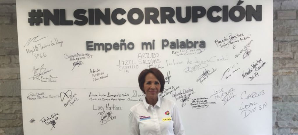 Piden a Contraloría de NL investigar sueldo duplicado de la suegra de “El Bronco”