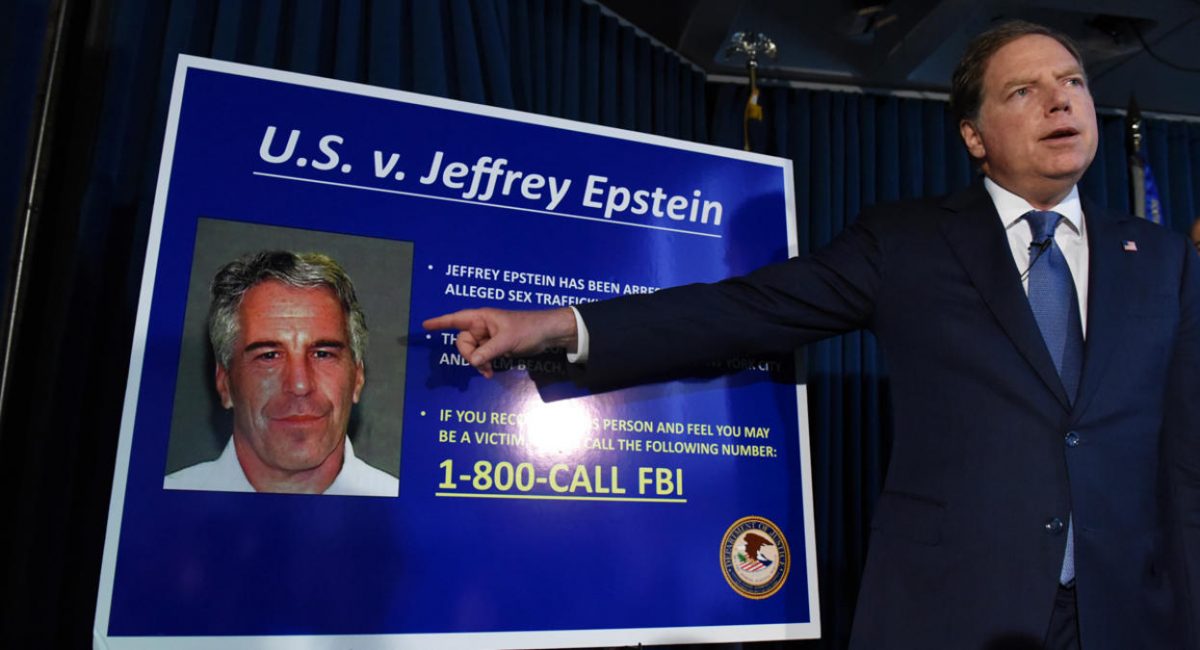 Revelan que Epstein firmó testamento a horas de suicidarse