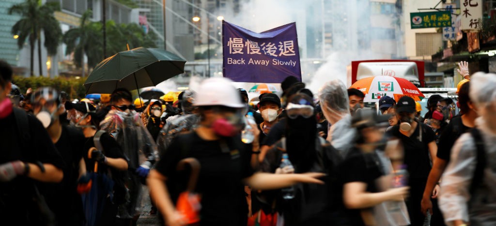 Se agrava crisis en Hong Kong, pero el gobierno asegura mantener el control
