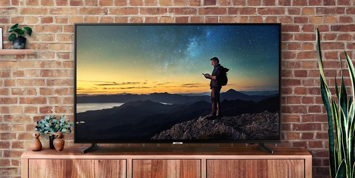 Se venden televisores inteligentes Samsung para que pueda actualizar su sistema de cine en casa