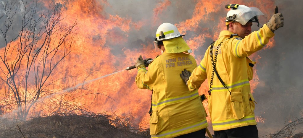 Cientos de personas son evacuadas por incendios en el este de Australia