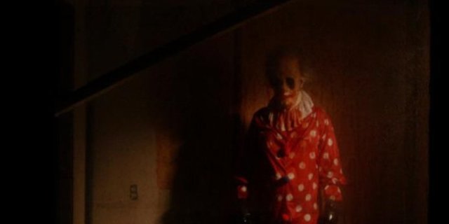 El trailer documental de Wrinkles the Clown se burla del aterrador Boogeyman que los padres contratan para asustar a sus hijos