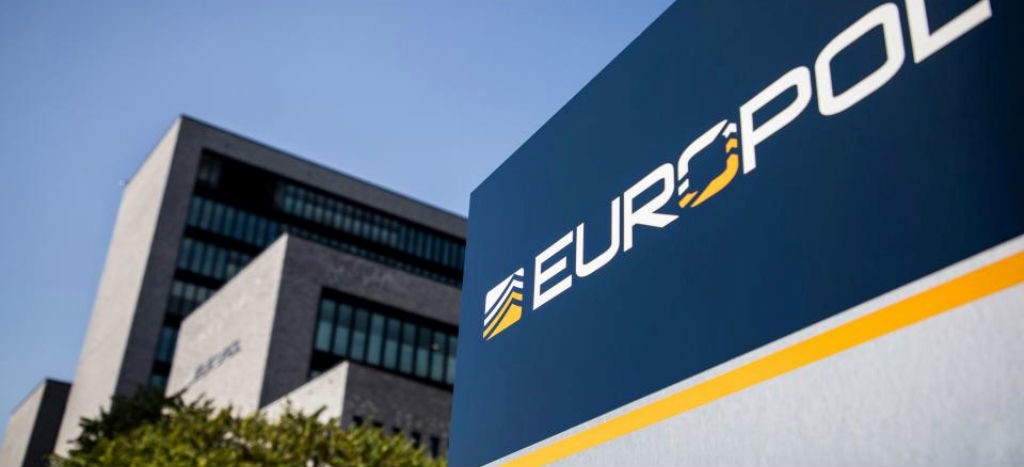 Europol desmantela red de tráfico de menores migrantes
