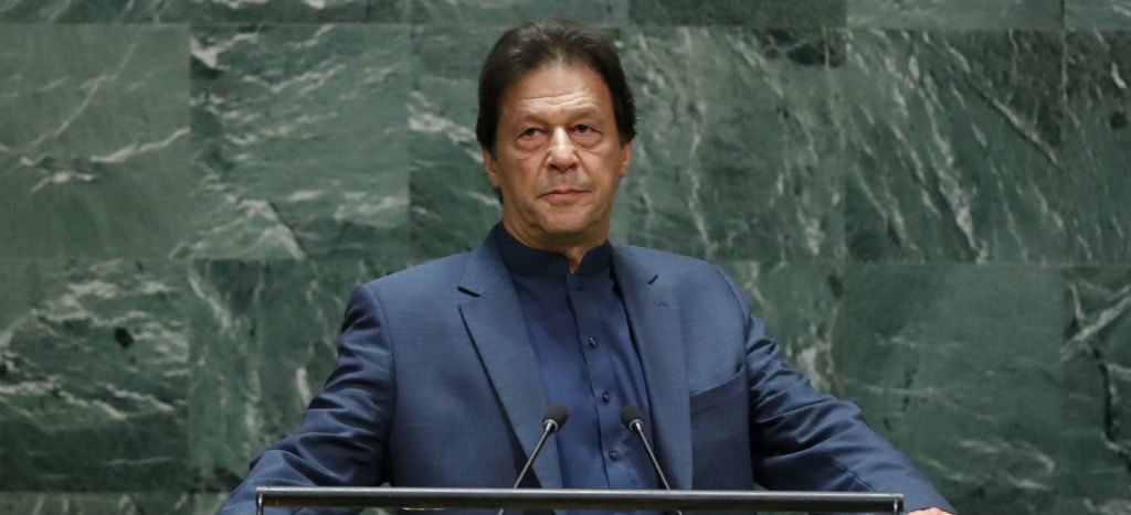 Primer ministro paquistaní regresa a NY tras falla técnica en su avión