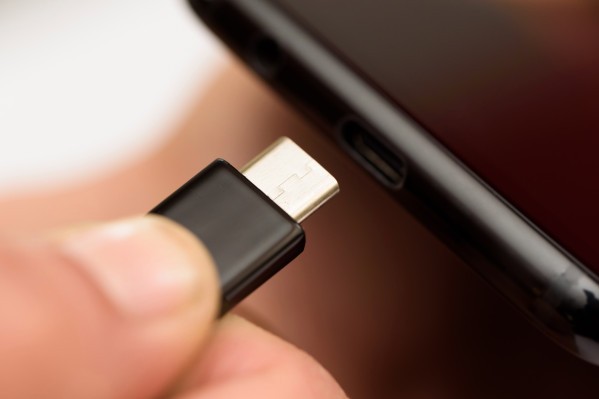 USB4 ofrece mejores velocidades y compatibilidad, pero pierde el espacio en el nombre