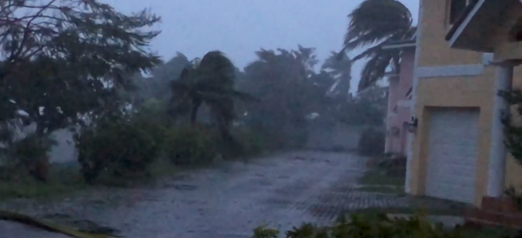 Un niño de 8 años, la primera víctima reportada por huracán Dorian en Bahamas