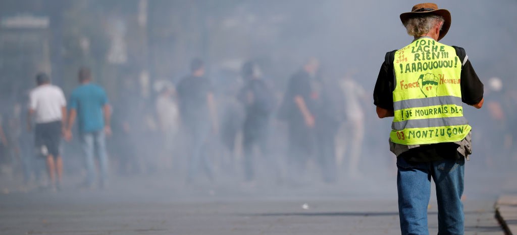 Violenta respuesta de la policía francesa a la 45 jornada de los “chalecos amarillos” | Video