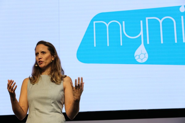 MyMilk Labs lanza Mylee, un pequeño sensor que analiza la leche materna en casa