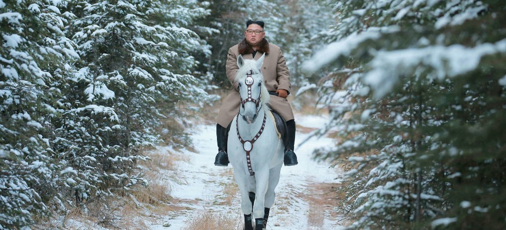 Corea del Norte prepara importante anuncio con fotos de Kim Jong-un en monte sagrado