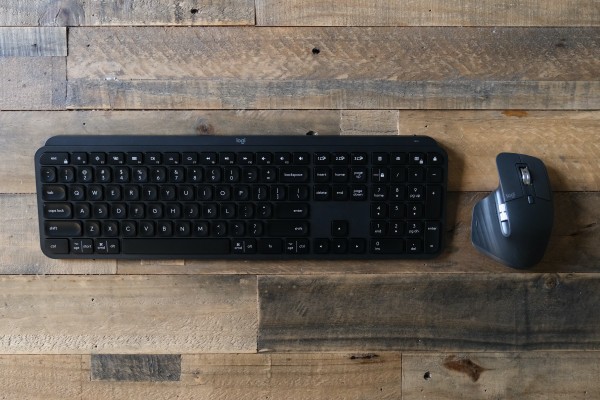 El mouse MX Master 3 de Logitech y el teclado de teclas MX deben ser su configuración preferida