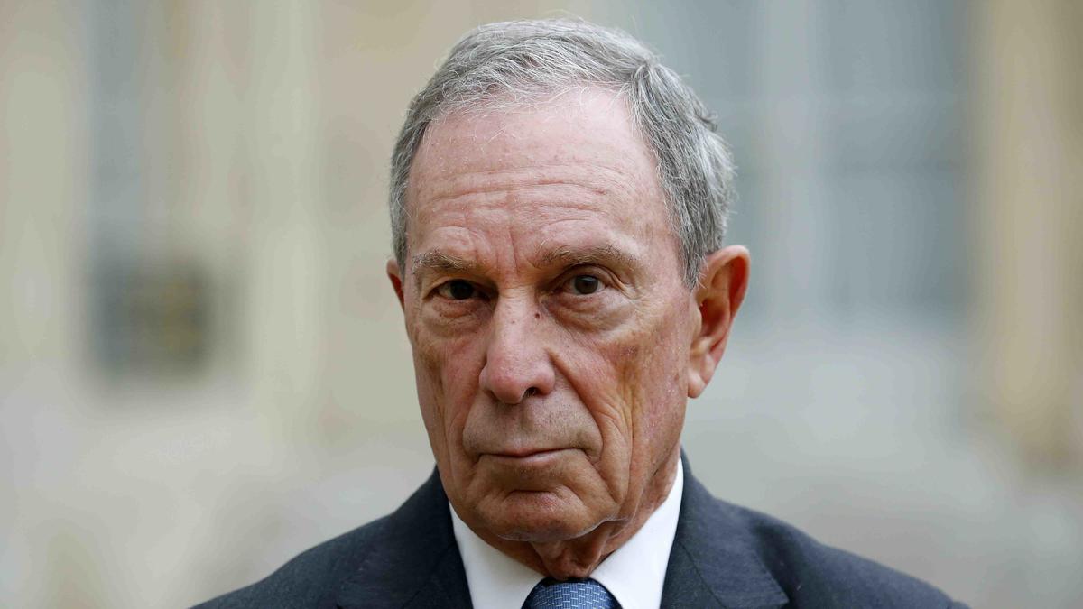 Bloomberg “sigue considerando” postularse a presidente