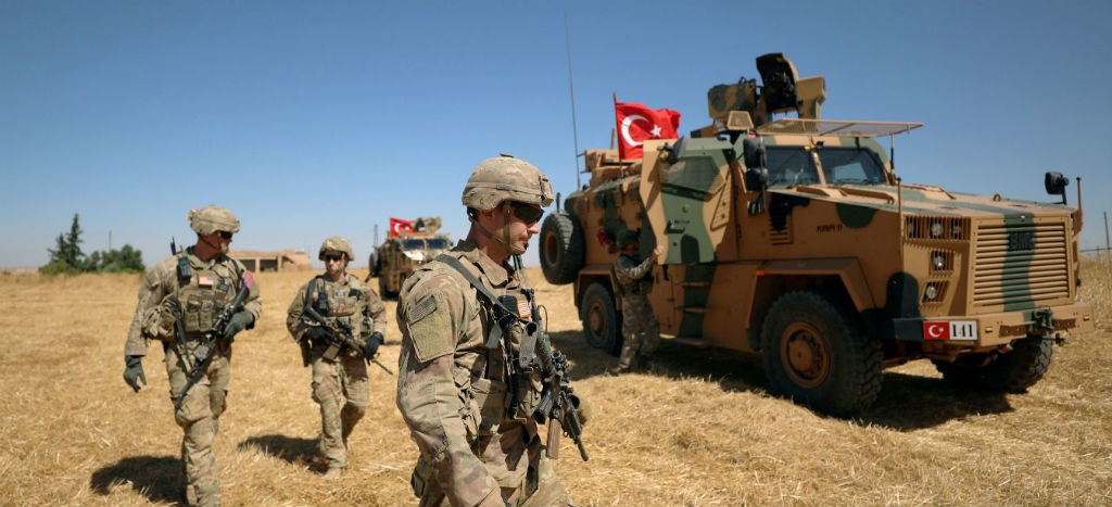EU anuncia retirada de sus tropas del norte de Siria ante amenaza de Turquía de una invasión militar