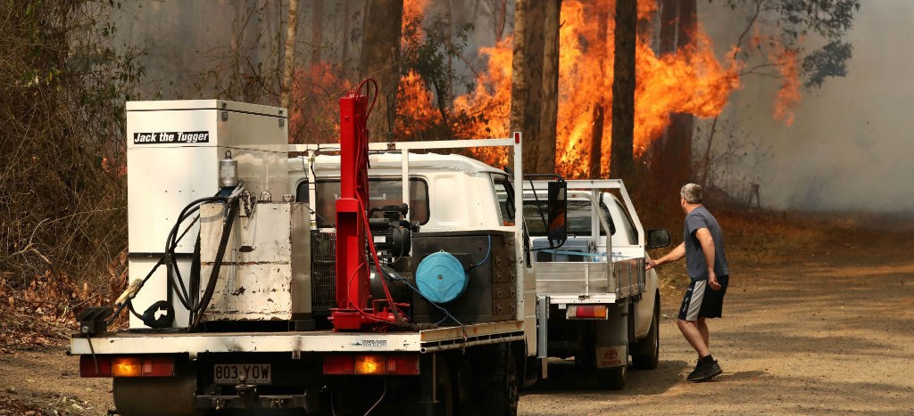 Incendios forestales destruyen decenas de casas en Australia