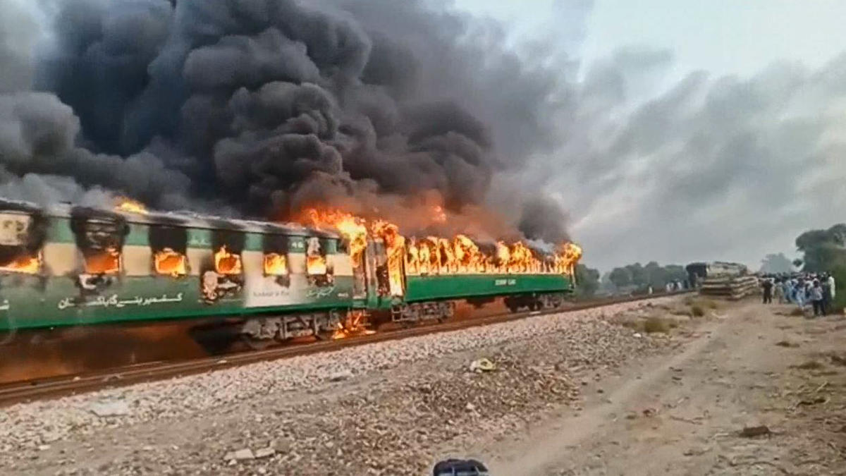Infierno en el tren: más de 70 muertos por explosión