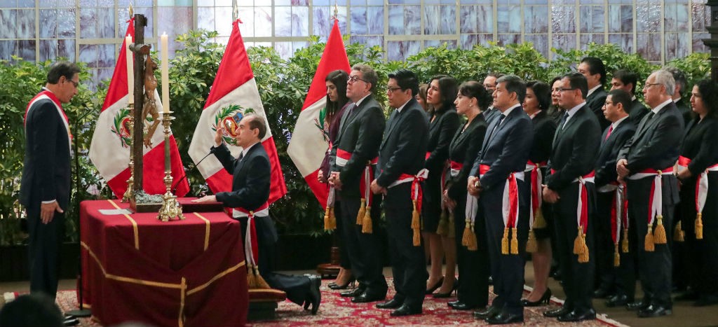 Juramenta nuevo gabinete en Perú ante el presidente Vizcarra
