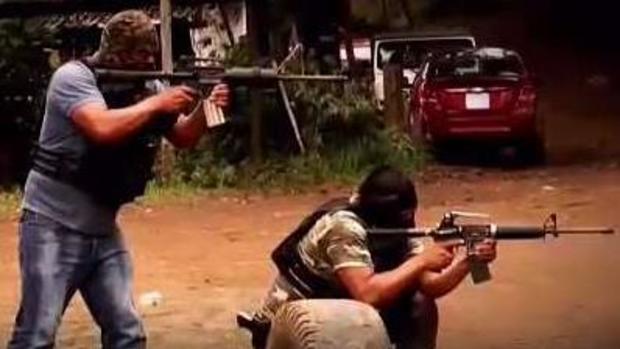 Por dentro: un campo clandestino de civiles armados en Michoacán
