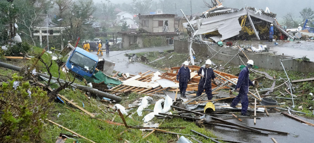 Tifón Hagibis, el más poderoso en décadas, azota a Japón | Video