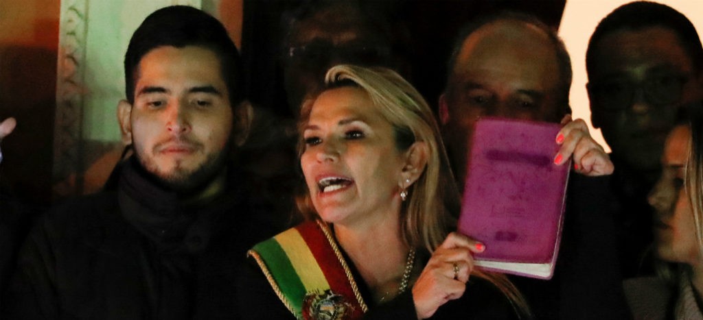 Ella es la nueva presidenta de Bolivia