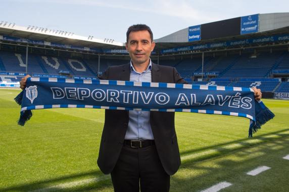 Asier Garitano, en su presentación como como nuevo entrenador del Alavés