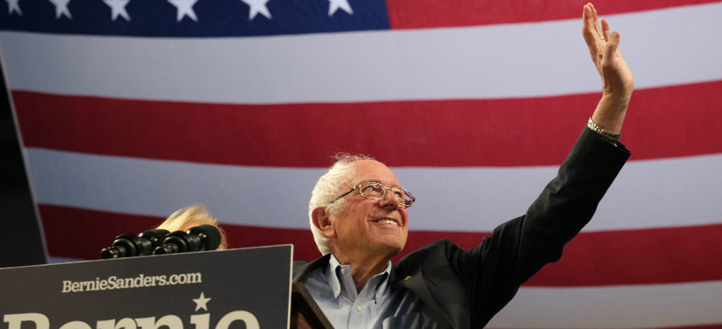 Bernie Sanders, aspirante a la candidatura demócrata, conquista apoyo latino