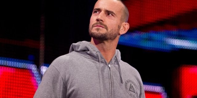 CM Punk se burla de sus planes para WWE Backstage