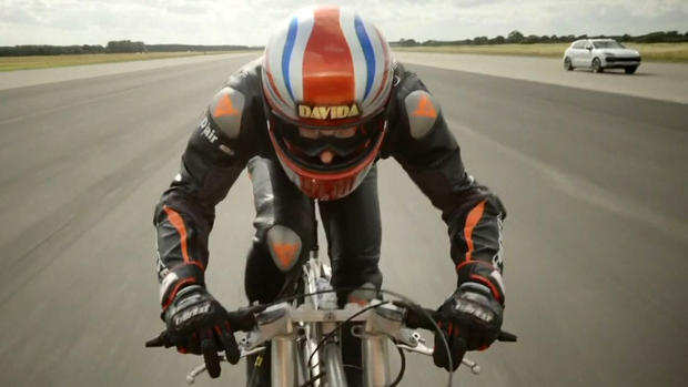 [TLMD - LV] El hombre más rápido en bicicleta: 174 millas por hora