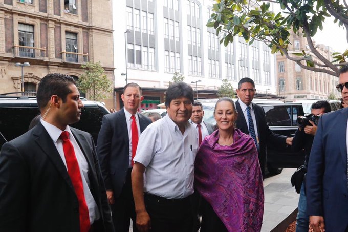 Evo Morales hace reaparecer el Estado Mayor Presidencial que supuestamente desapareció AMLO