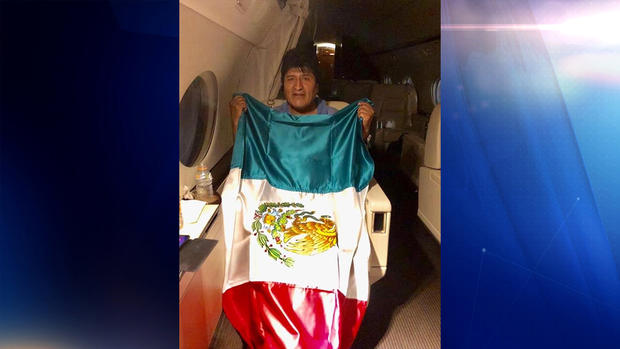 Evo Morales deja Bolivia rumbo a México
