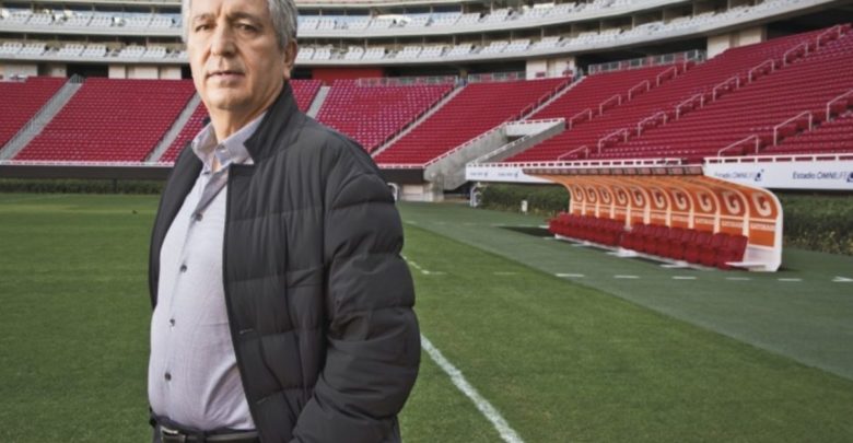 Muere Jorge Vergara dueño de Las Chivas Rayadas, sufría cáncer, hay luto en el futbol mexicano