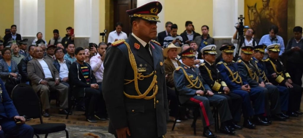Nuevo Alto Mando de Fuerzas Armadas en Bolivia llama a deponer actitudes “intransigentes” | Video