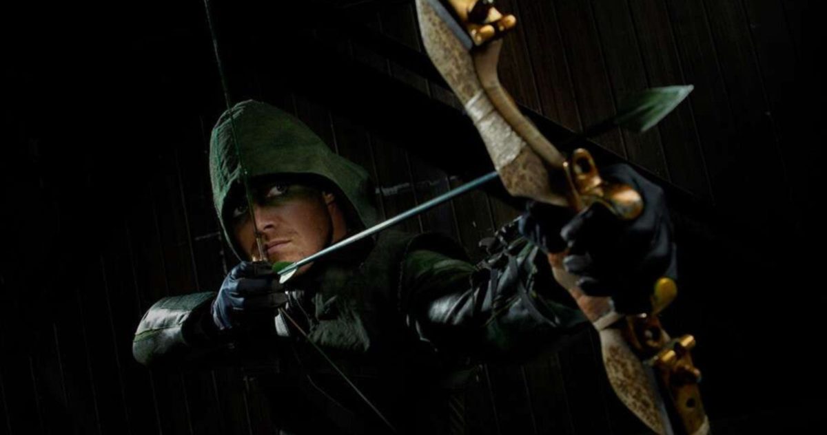 Arrow: 10 escenas que nunca fallan en jalar nuestros corazones