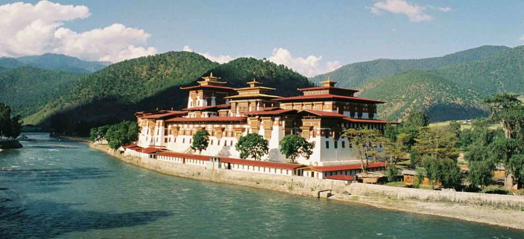 Bután, el país que mide el bienestar de su gente a través de la felicidad y no del dinero