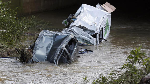 Francia: al menos seis muertos tras inundaciones