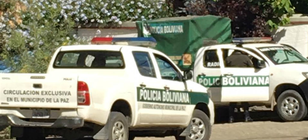 Persiste asedio policial contra embajada mexicana en Bolivia: SRE; es por seguridad, responde gobierno de facto