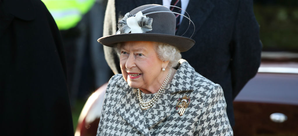 Reina Isabel II ratifica el Brexit y se convierte oficialmente en ley | Video