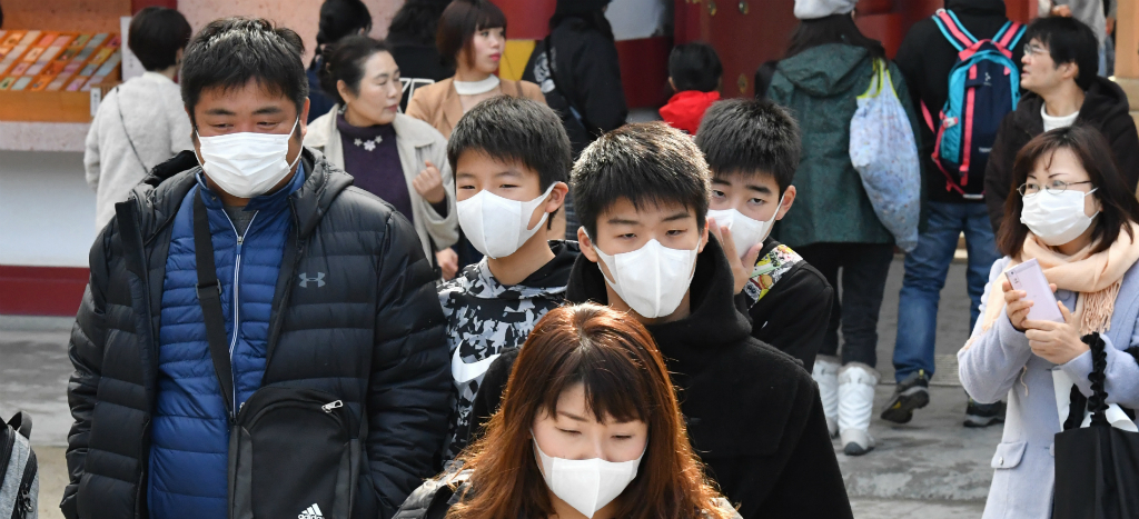 Suman 80 muertos en China por coronavirus; Hong Kong prohíbe entrada de personas procedentes de Wuhan