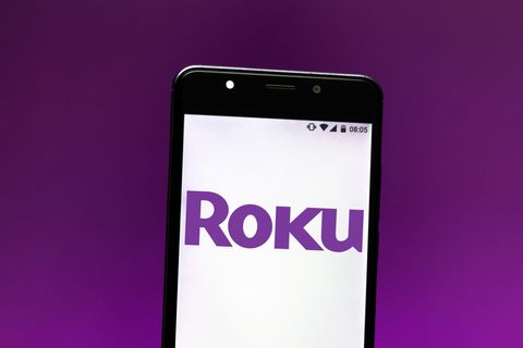 En esta ilustración fotográfica, el logotipo de Roku Streaming Player es ...