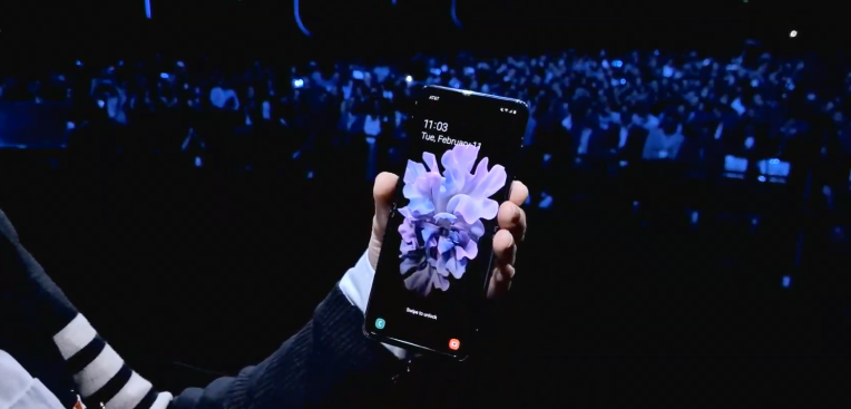 Samsung le da otra oportunidad a los plegables con el Galaxy Z Flip