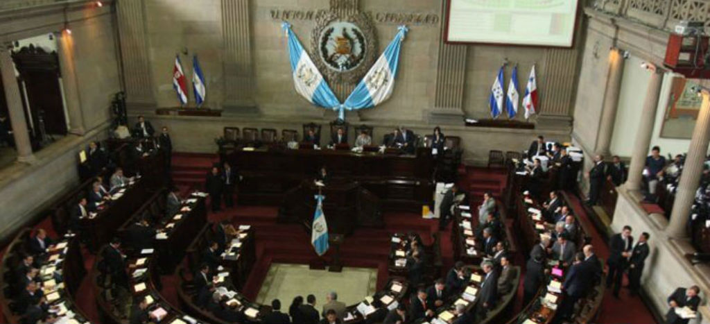 Congreso de Guatemala aprueba polémica ley que regula ONGs