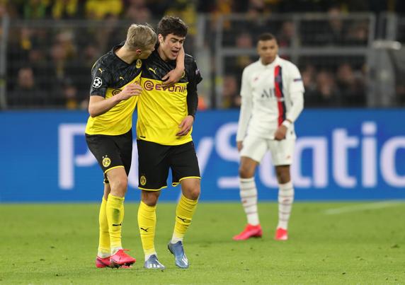 Haaland y Gio Reyna, durante el Dortmund-PSG