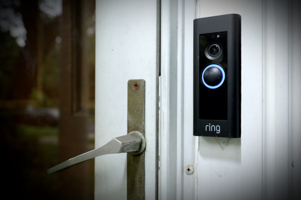 Ring revisa ligeramente la seguridad y la privacidad, pero aún no es suficiente