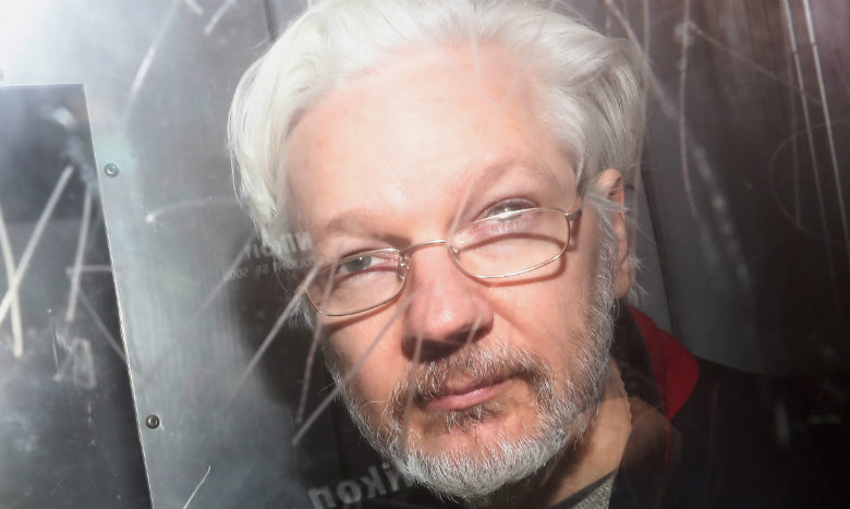 Trump ofreció indulto a Assange si negaba que Rusia ‘hackeó’ correos demócratas