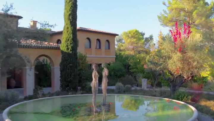 Dietmar Hopp compró un castillo a Sean Connery para convertirlo en un Hotel Spa Golf Resort