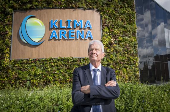 Hopp posa en el 'Klima Arena', un proyecto de su fundación para mostrar los efectos del cambio climático y posibles soluciones.