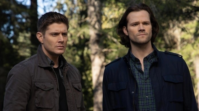 supernatural-showrunner-posts-tease-of-finales-last-scene