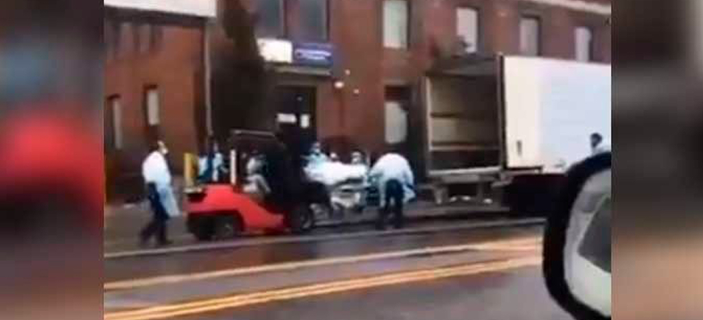 Así guardan muertos por Covid-19 en camiones en Nueva York | Video