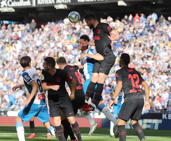 Espanyol y Atlético disputaron un encuentro muy reñido